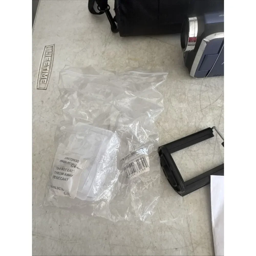 Bell Howell High Definition Dv30HD Touch Screen Camera/Camcorder